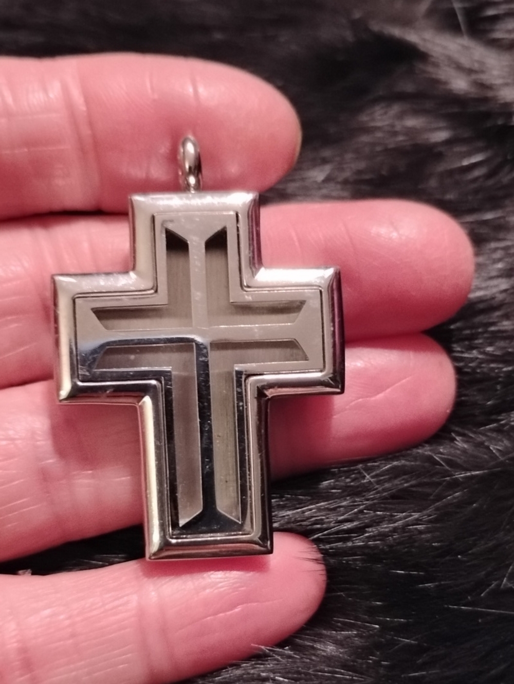 Cross Box Pendent